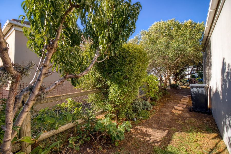 2 Bedroom Property for Sale in Fairview Golf Estate Western Cape